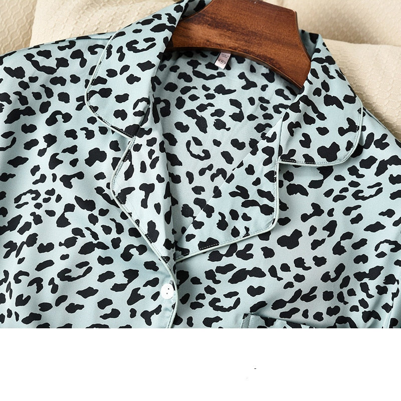 Pijama Animal Print Americano Feminino Longo